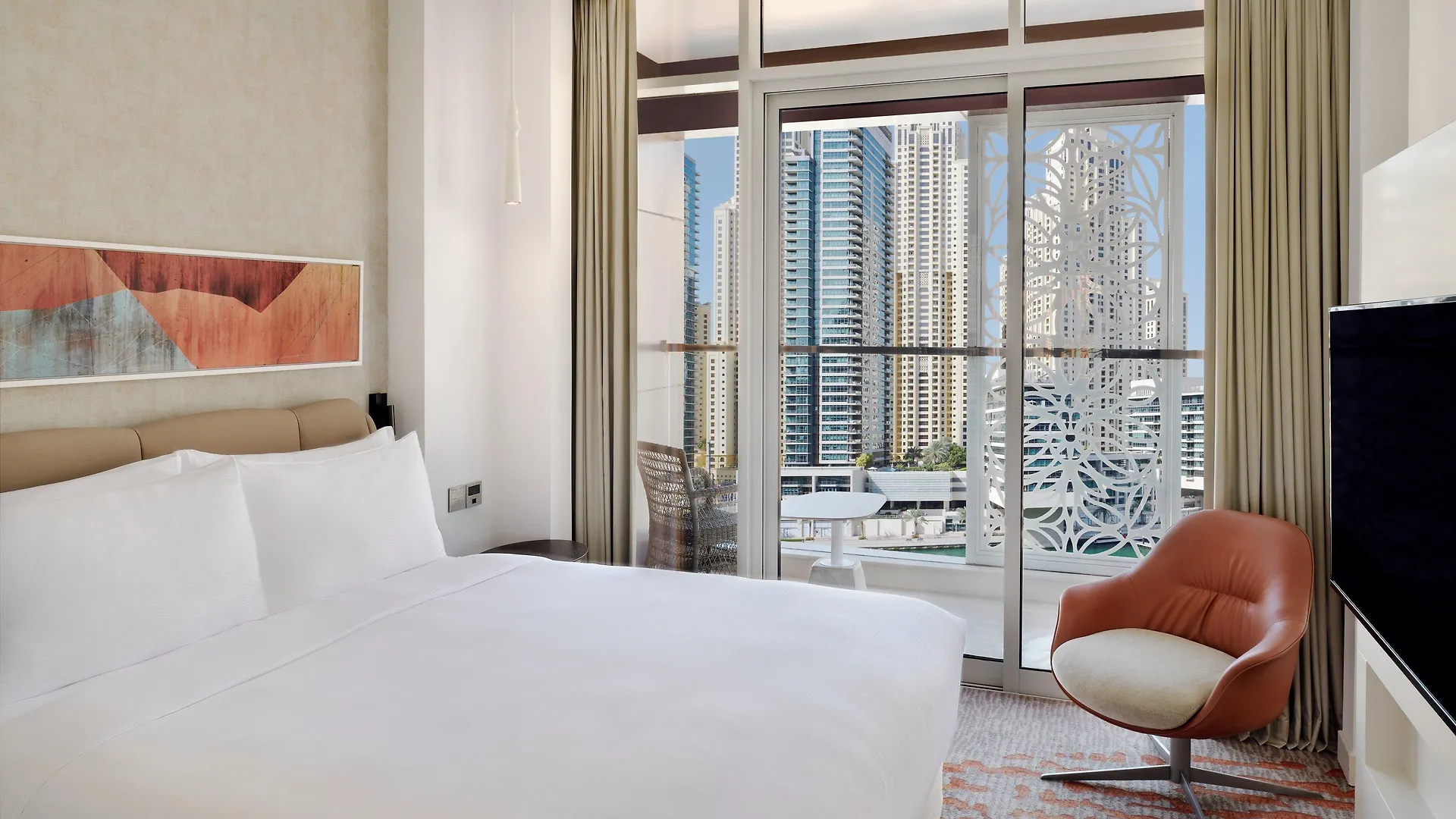 Отель Crowne Plaza Dubai Marina By Ihg