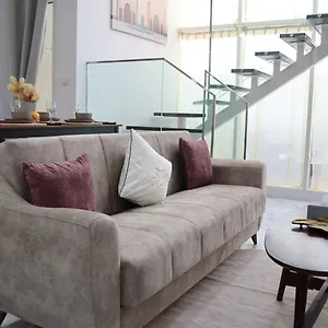 شقة Aurora Your 2br Duplex Transit In Masdar 