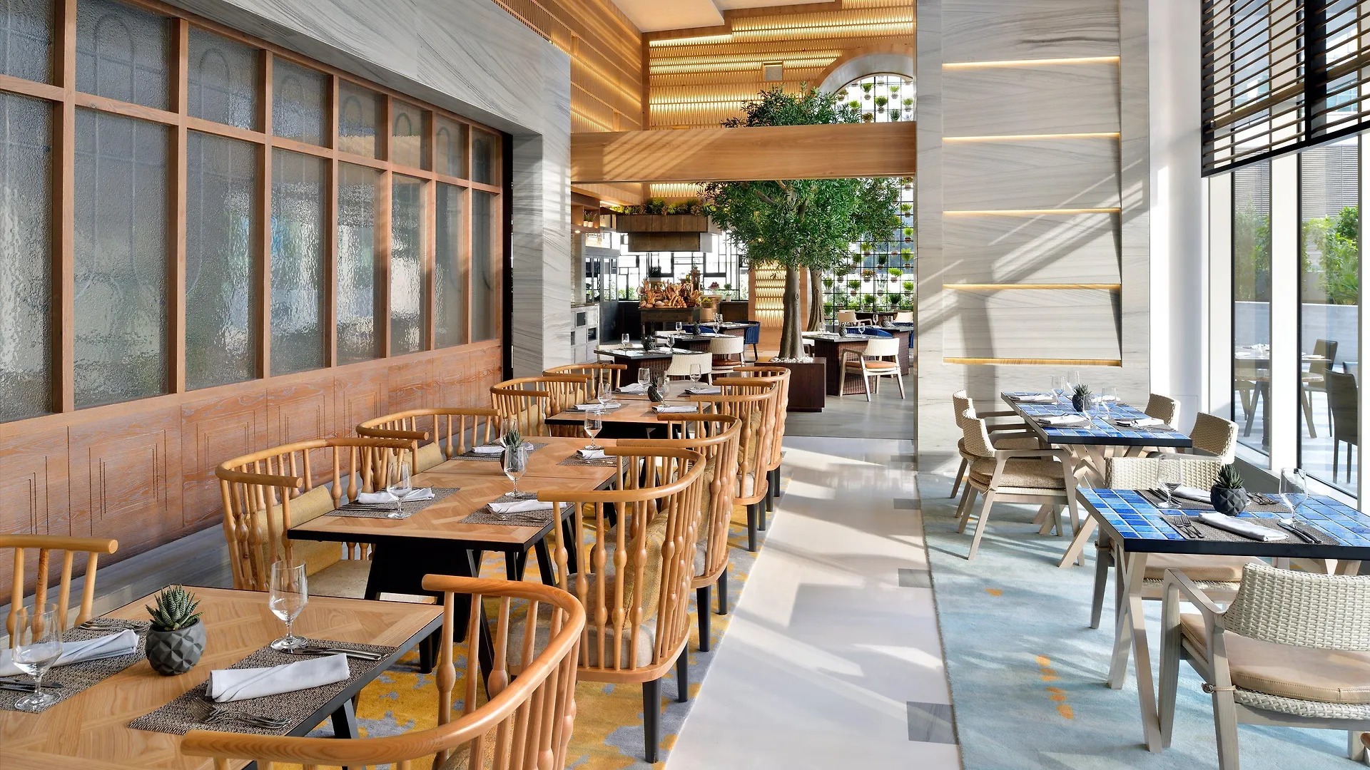Crowne Plaza Dubai Marina By Ihg Hotel